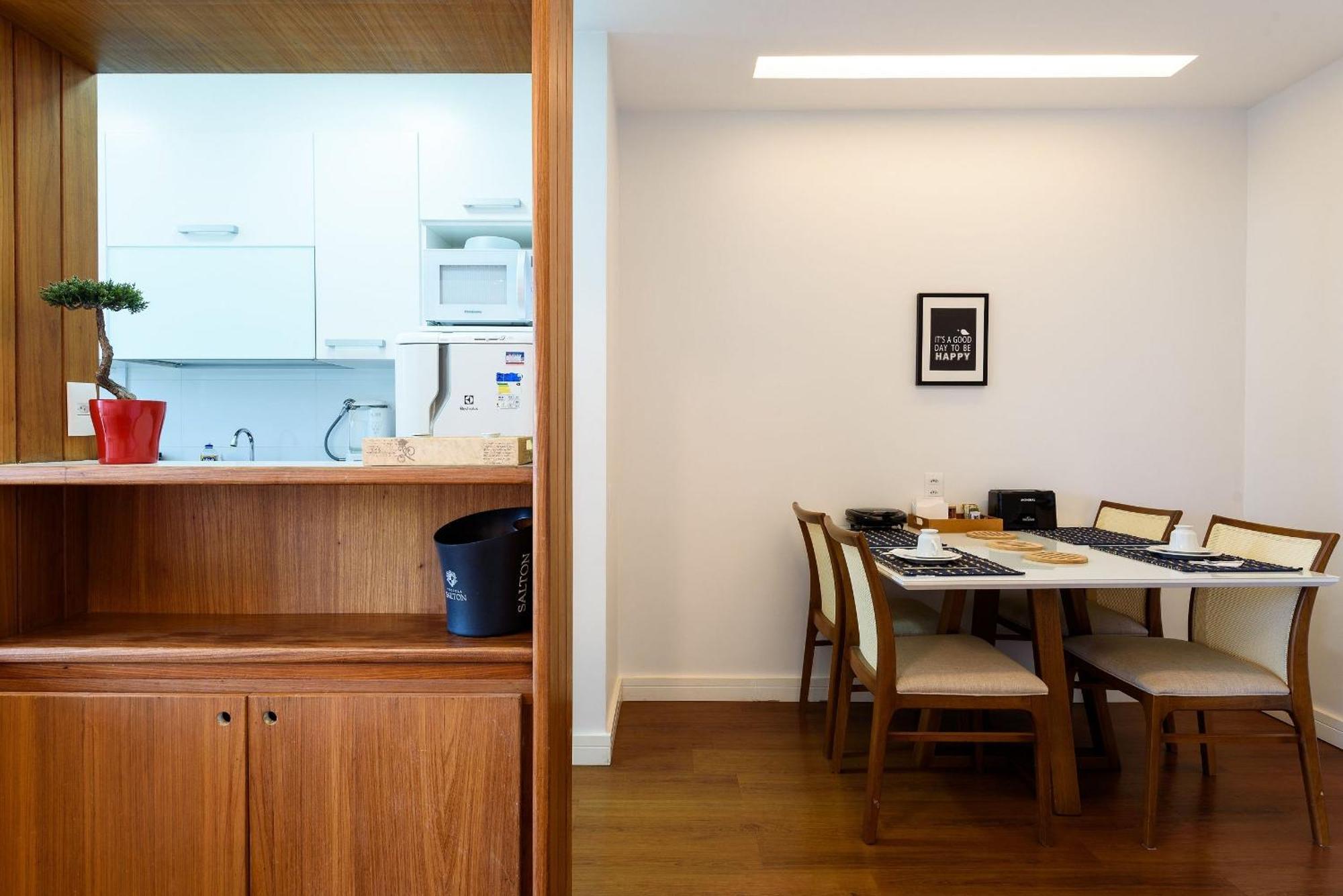 João Líra 95 Lindíssimo apartamento no Leblon com vista mar *